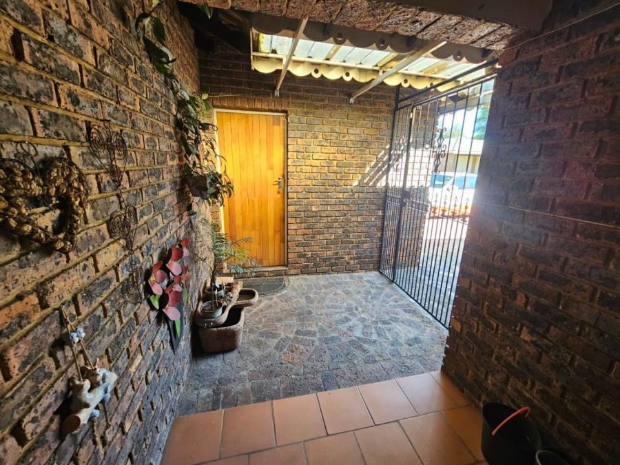3 Bedroom Property for Sale in Sasolburg Ext 11 Free State